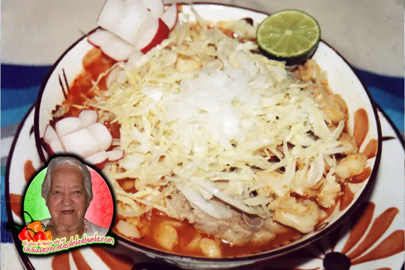 Receta de Pozole Rojo Estilo Jalisco - Recetas de La Abuela